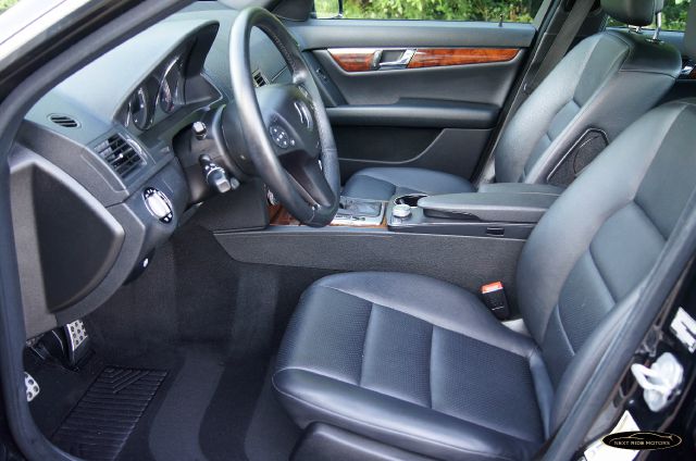 2010 Mercedes-Benz C-Class Crewcab Denali AWD