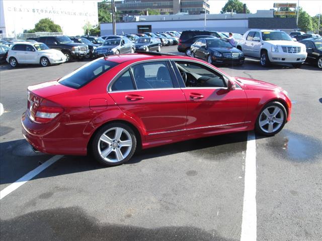 2010 Mercedes-Benz C-Class SWB