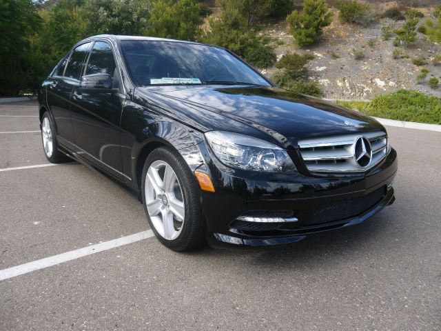 2011 Mercedes-Benz C-Class 2WD Crew Cab 143.5 LTZ