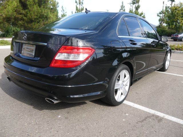 2011 Mercedes-Benz C-Class 2WD Crew Cab 143.5 LTZ