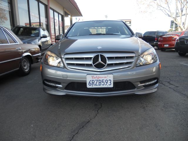 2011 Mercedes-Benz C-Class 2WD Crew Cab 143.5 LTZ