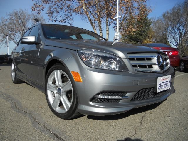 2011 Mercedes-Benz C-Class 2WD Crew Cab 143.5 LTZ