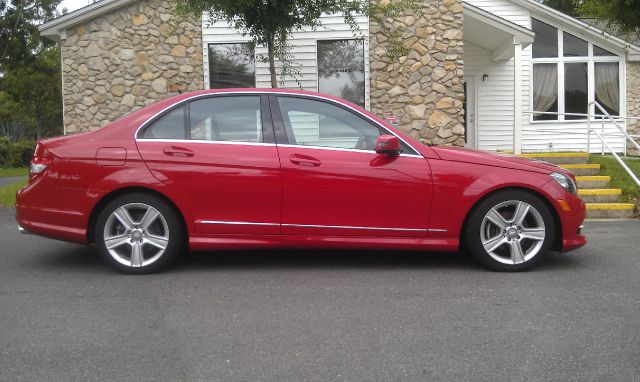 2011 Mercedes-Benz C-Class Crewcab Denali AWD