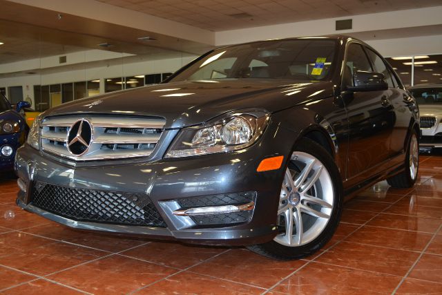 2013 Mercedes-Benz C-Class Gl450 4matic WE Finance