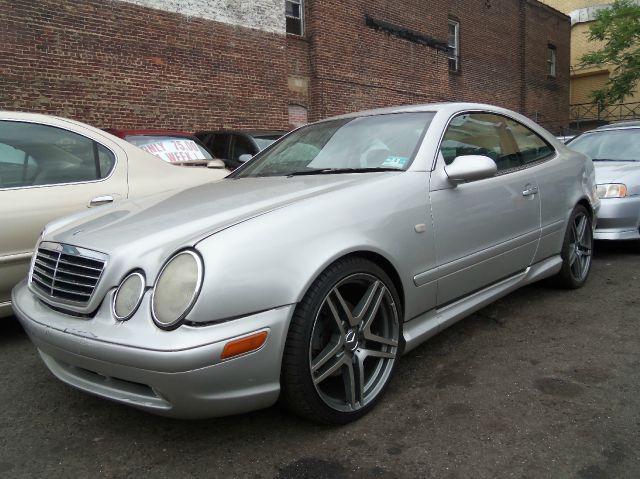 1999 Mercedes-Benz CLK-Class XLE V6