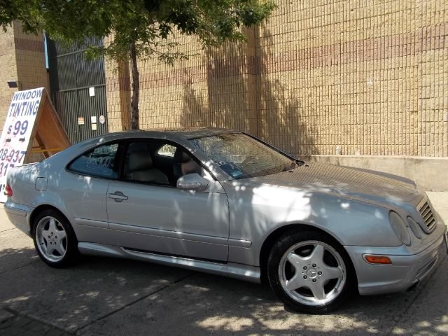 2000 Mercedes-Benz CLK-Class XLE V6
