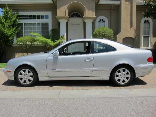 2000 Mercedes-Benz CLK-Class C230 1.8K
