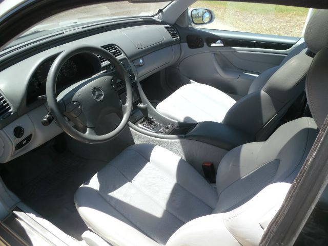 2000 Mercedes-Benz CLK-Class XLE V6