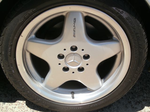 2000 Mercedes-Benz CLK-Class XLE V6