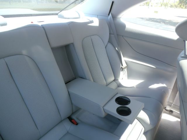 2000 Mercedes-Benz CLK-Class XLE V6