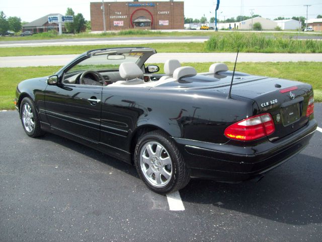 2000 Mercedes-Benz CLK-Class LT 1500 DVD W/monitorflex Fuel 4X4