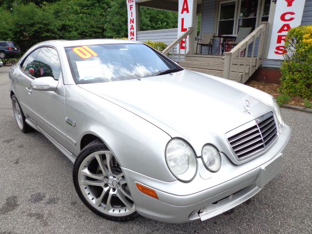 2001 Mercedes-Benz CLK-Class Supercab 145 STX 4WD