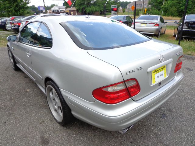 2001 Mercedes-Benz CLK-Class Supercab 145 STX 4WD