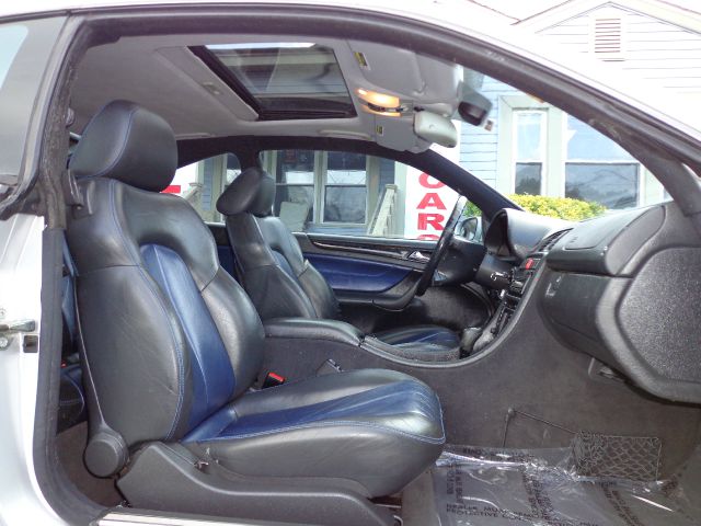 2001 Mercedes-Benz CLK-Class Supercab 145 STX 4WD