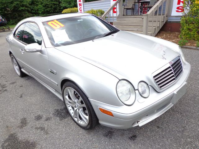 2001 Mercedes-Benz CLK-Class Supercab 145 STX 4WD