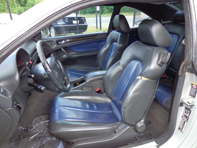 2001 Mercedes-Benz CLK-Class Supercab 145 STX 4WD