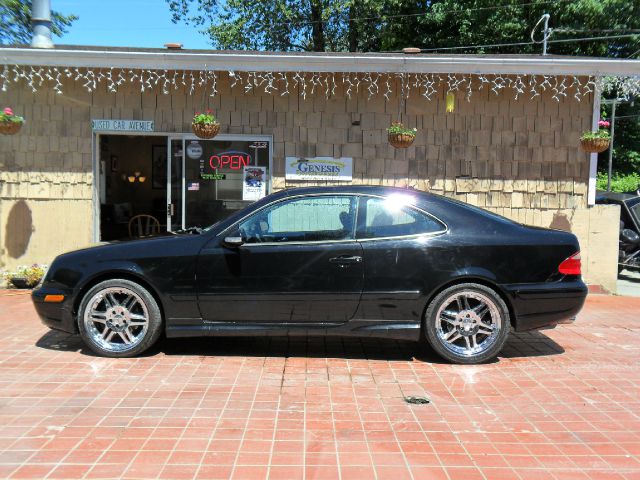 2001 Mercedes-Benz CLK-Class XLE V6