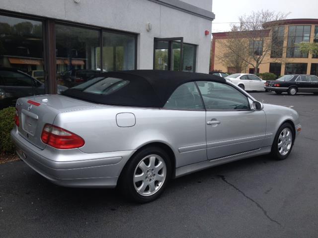 2002 Mercedes-Benz CLK-Class T6 Sport Utility 4D