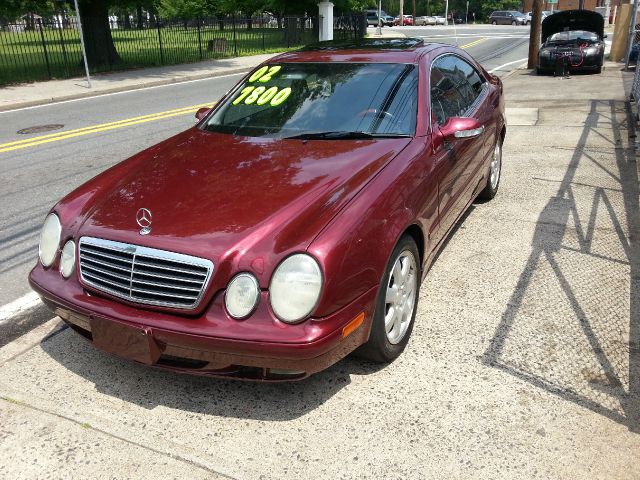 2002 Mercedes-Benz CLK-Class LT 1500 DVD W/monitorflex Fuel 4X4