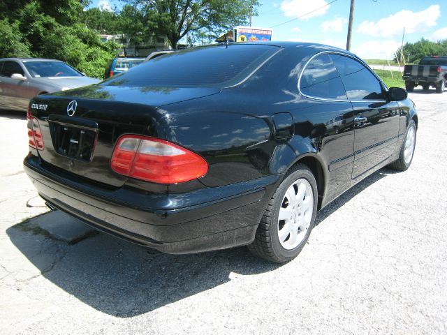 2002 Mercedes-Benz CLK-Class LT 1500 DVD W/monitorflex Fuel 4X4