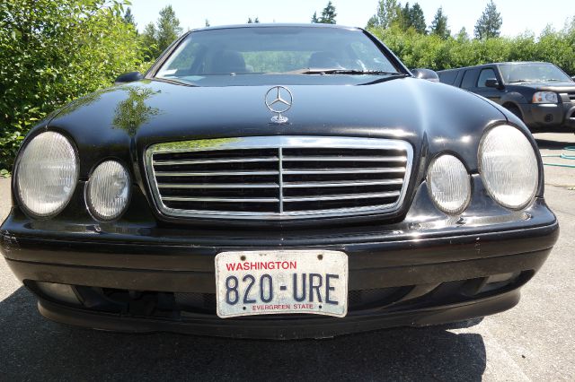 2002 Mercedes-Benz CLK-Class LT 1500 DVD W/monitorflex Fuel 4X4