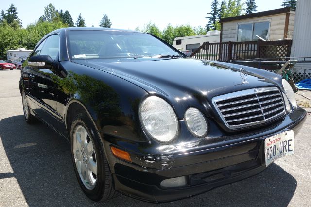 2002 Mercedes-Benz CLK-Class LT 1500 DVD W/monitorflex Fuel 4X4