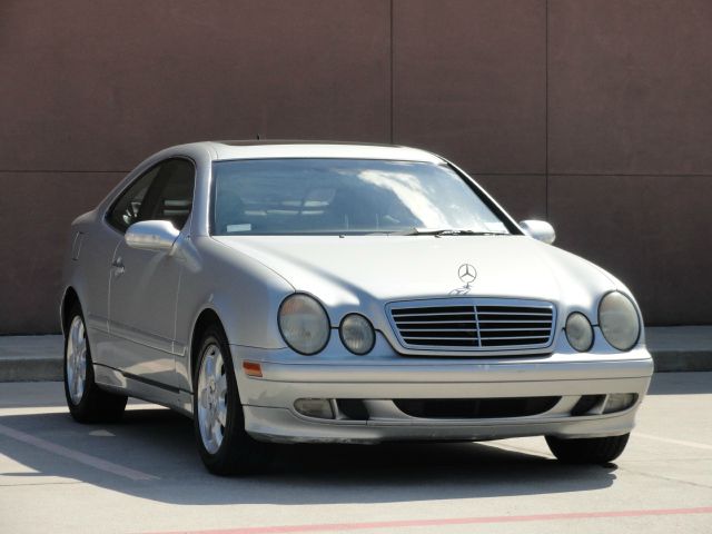 2002 Mercedes-Benz CLK-Class LT 1500 DVD W/monitorflex Fuel 4X4