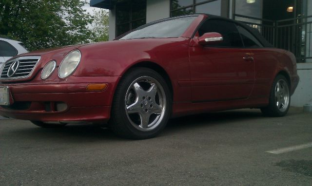 2002 Mercedes-Benz CLK-Class 7-passenger