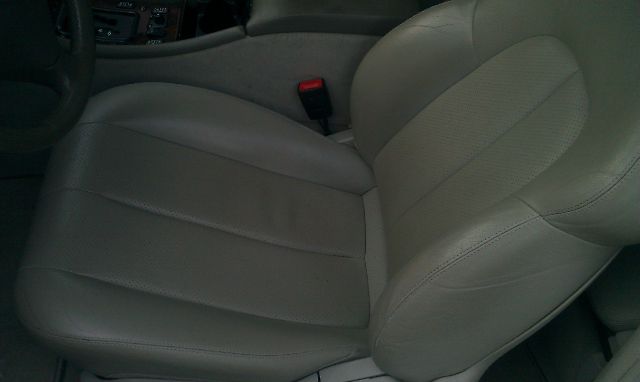 2002 Mercedes-Benz CLK-Class 7-passenger