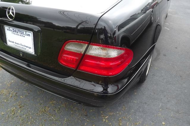 2002 Mercedes-Benz CLK-Class LT 1500 DVD W/monitorflex Fuel 4X4