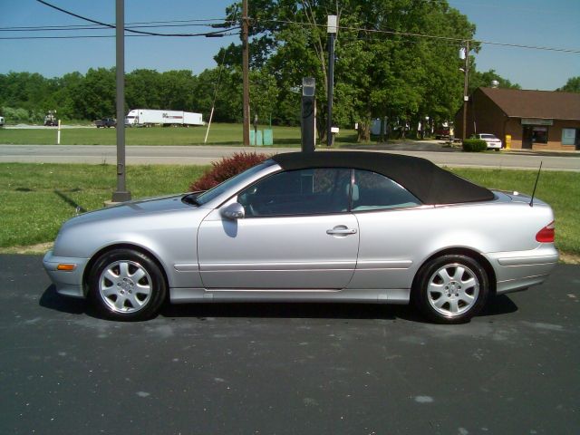 2003 Mercedes-Benz CLK-Class 7-passenger