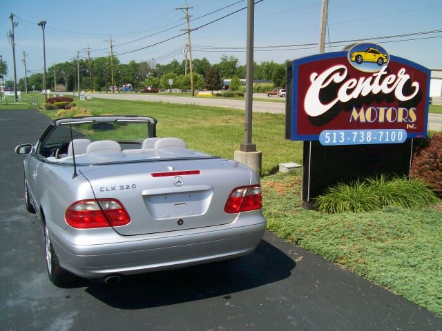 2003 Mercedes-Benz CLK-Class 7-passenger