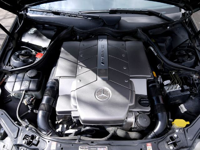 2003 Mercedes-Benz CLK-Class Supercab 145 STX 4WD