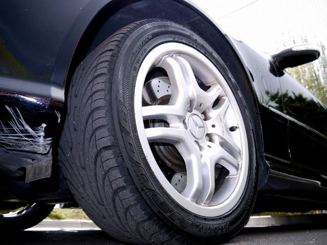 2003 Mercedes-Benz CLK-Class Supercab 145 STX 4WD