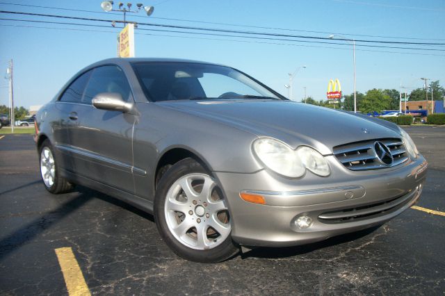 2004 Mercedes-Benz CLK-Class LT 1500 DVD W/monitorflex Fuel 4X4