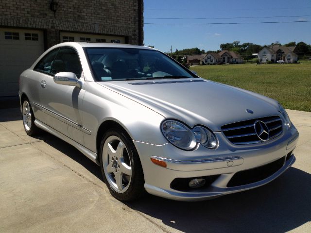2004 Mercedes-Benz CLK-Class LTD Wagon AWD