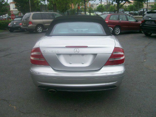 2004 Mercedes-Benz CLK-Class 3.0L Luxury W/moonroofleather