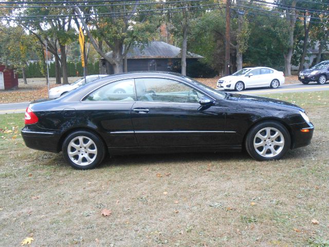 2004 Mercedes-Benz CLK-Class LT 1500 DVD W/monitorflex Fuel 4X4