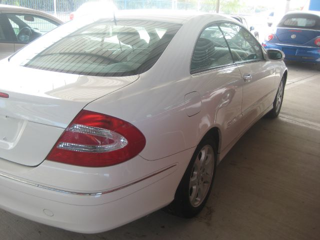 2004 Mercedes-Benz CLK-Class LT 1500 DVD W/monitorflex Fuel 4X4