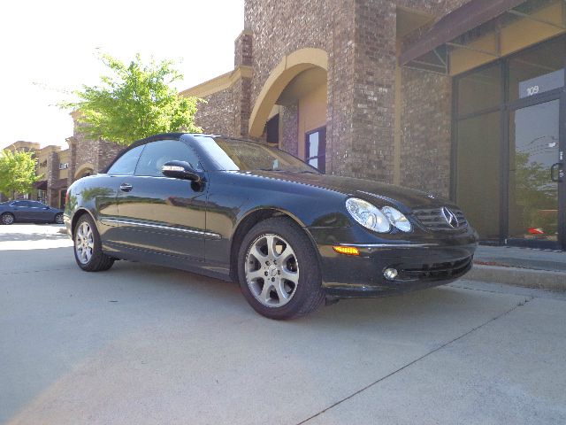 2004 Mercedes-Benz CLK-Class 7-passenger