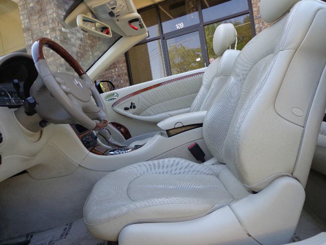 2004 Mercedes-Benz CLK-Class 7-passenger