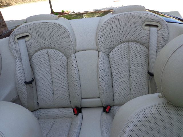 2004 Mercedes-Benz CLK-Class 7-passenger