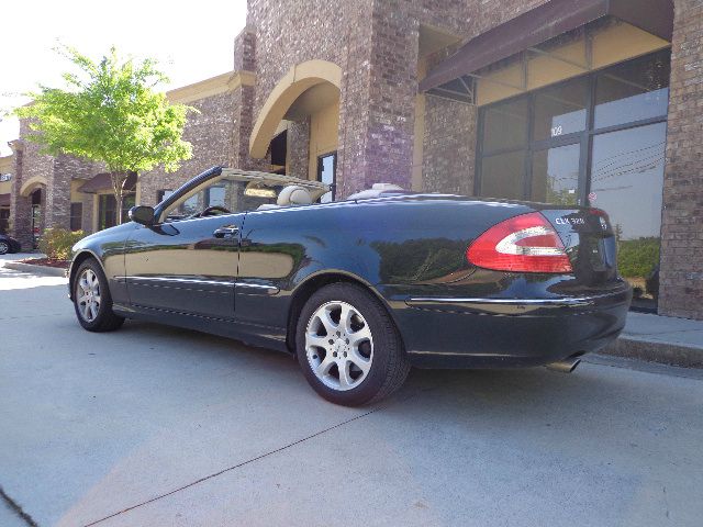 2004 Mercedes-Benz CLK-Class 7-passenger