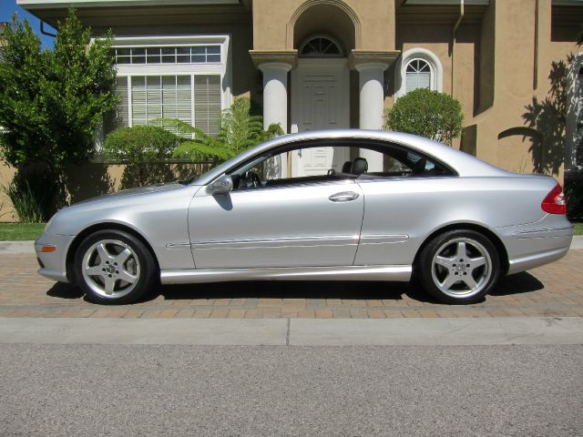 2004 Mercedes-Benz CLK-Class LTD Wagon AWD