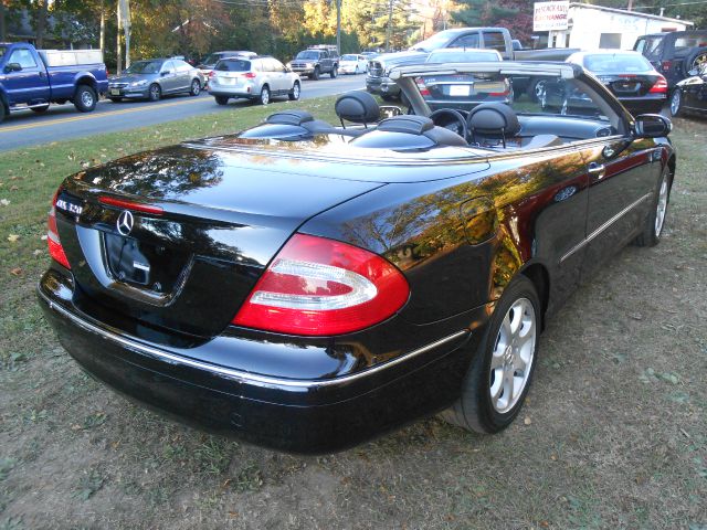 2005 Mercedes-Benz CLK-Class 7-passenger