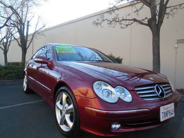2005 Mercedes-Benz CLK-Class LT 1500 DVD W/monitorflex Fuel 4X4
