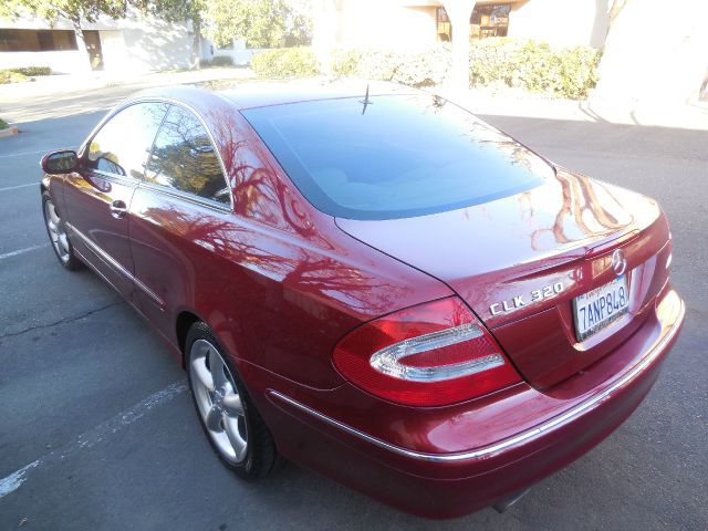 2005 Mercedes-Benz CLK-Class LT 1500 DVD W/monitorflex Fuel 4X4