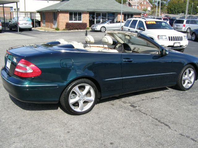 2005 Mercedes-Benz CLK-Class 7-passenger