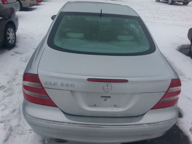 2005 Mercedes-Benz CLK-Class LT 1500 DVD W/monitorflex Fuel 4X4