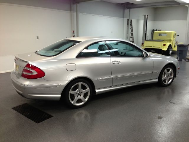 2005 Mercedes-Benz CLK-Class LTD Wagon AWD